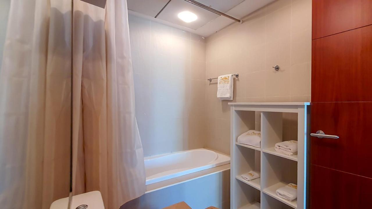 Lux Bnb Standpoint Tower Burj&Sea Views Dubai Ngoại thất bức ảnh